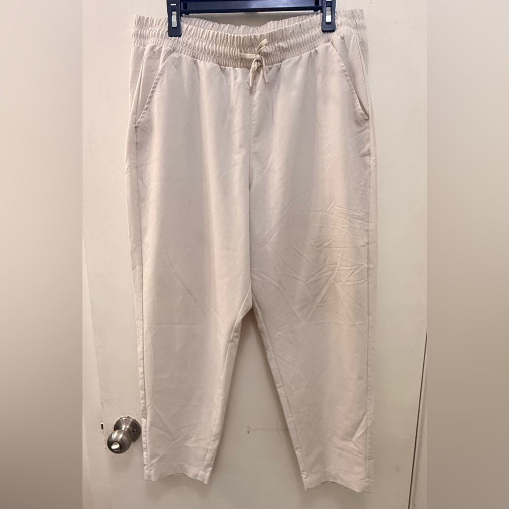 All in motion polyester/spandex joggers